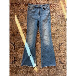 Stradivarius D74 Bell Bottom Jeans with Split Size 4